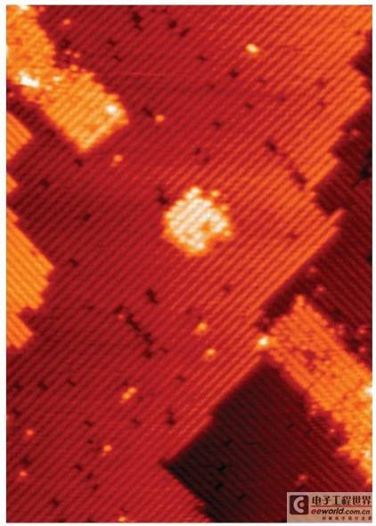 世界最小晶体管问世:仅由7个原子构成 - 材料技