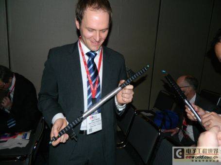 莱尼公司展示新型铝材料汽车线束系统 - 底盘电