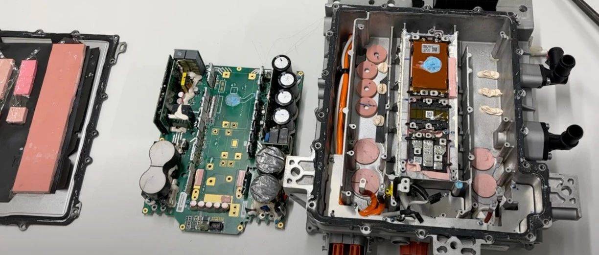 拆解海外爆火的比亞迪ATTO3車載充電機(jī)與DC/DC：抗震設(shè)計(jì)太精巧了